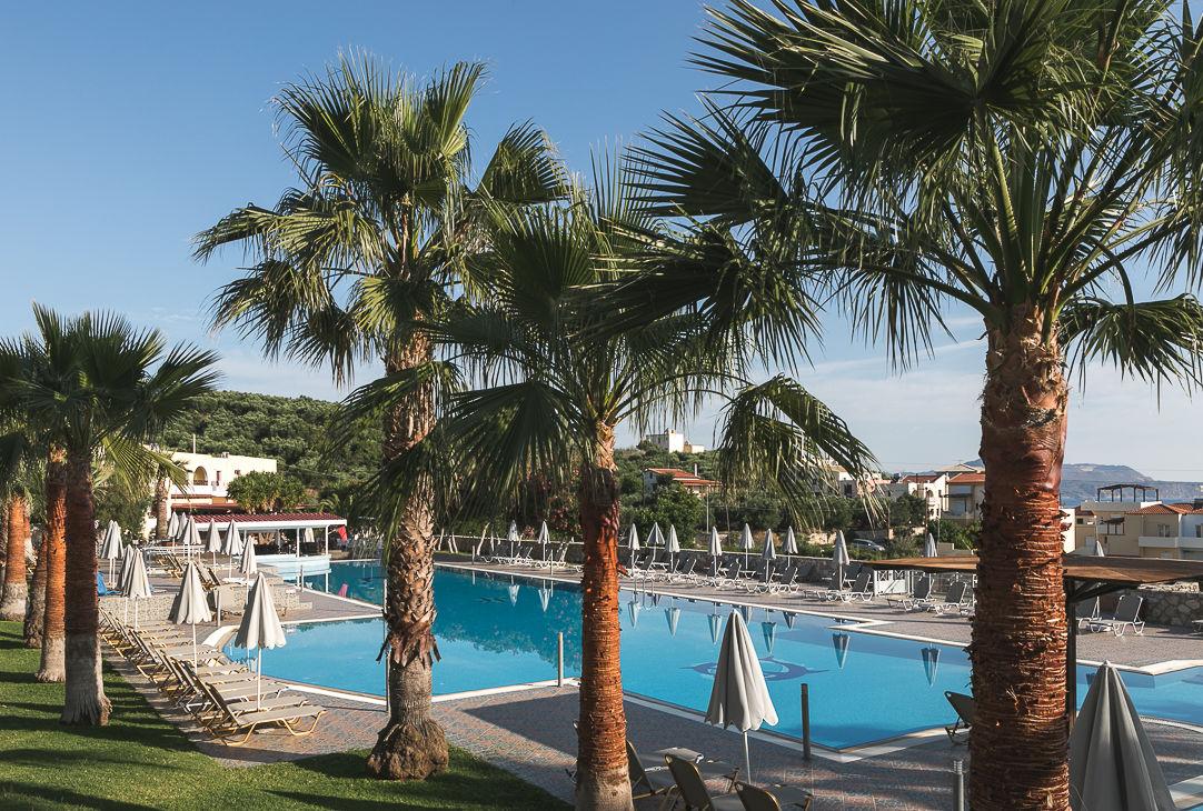 Langley Resort Almirida Bay Exterior foto